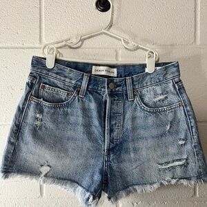Denim Forum EX BF HI-Rise short button fly zipper size 25